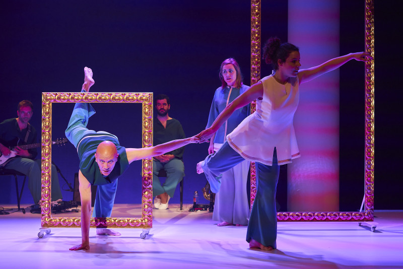 Element 3 de la galeria