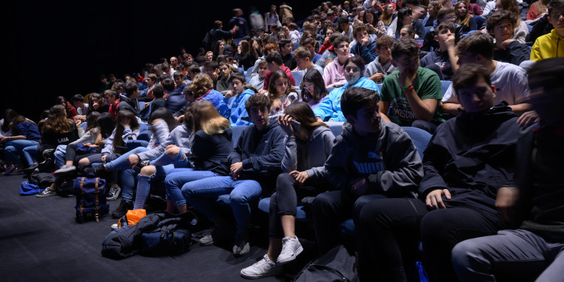 Un dia al TNC: La corona d'espines