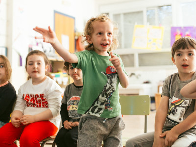 Element 2 de la galeria