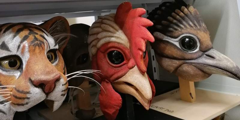 Un viatge per la màscara. Curs d'estiu per a docents