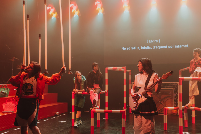 Element 2 de la galeria